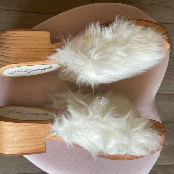Free People White Faux Fur Sonnet Clogs - Picture 4 of 6